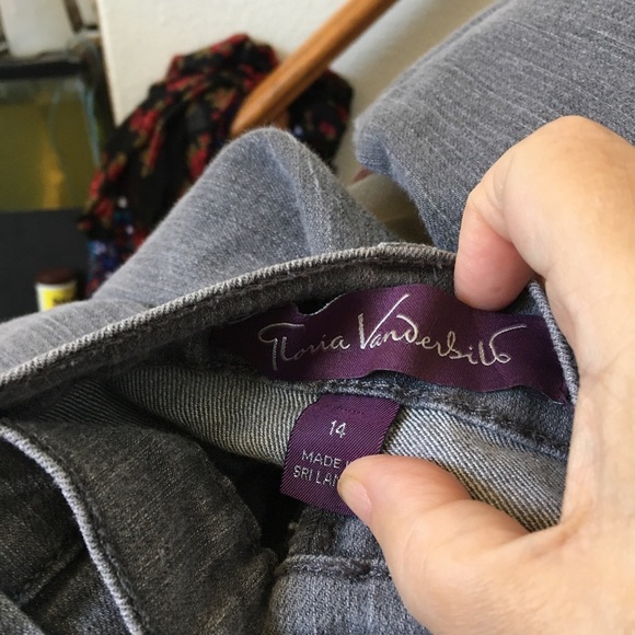 FINAL MARKDOWN Gloria Vanderbilt Amanda Jeans 14 short - Picture 6 of 6
